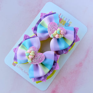 pair bows
